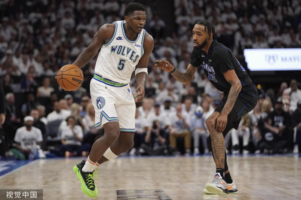 得以与世界 得以与世界